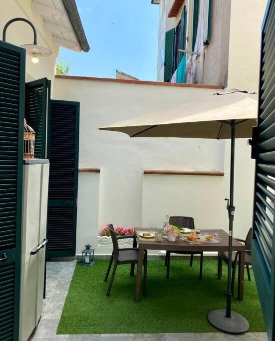 La Casetta In Fondo All'Orto Viareggio Exterior foto